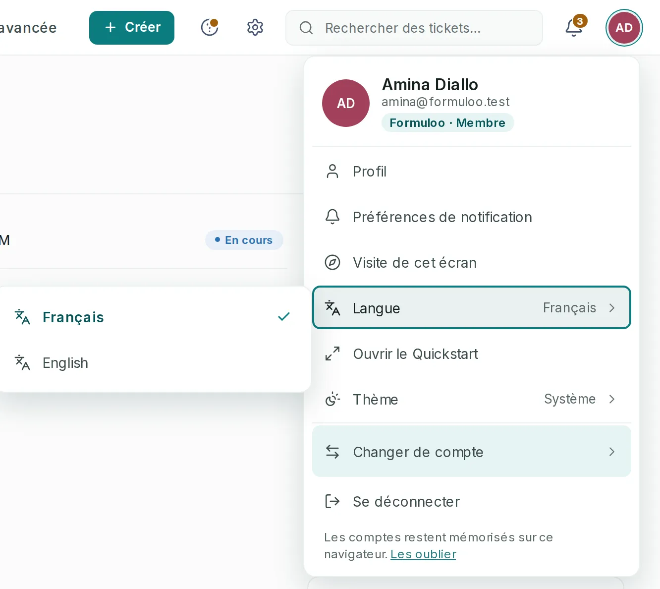 Le menu du compte ouvert, avec l’entrée Langue et son sous-menu, où Français est coché au-dessus d’English.