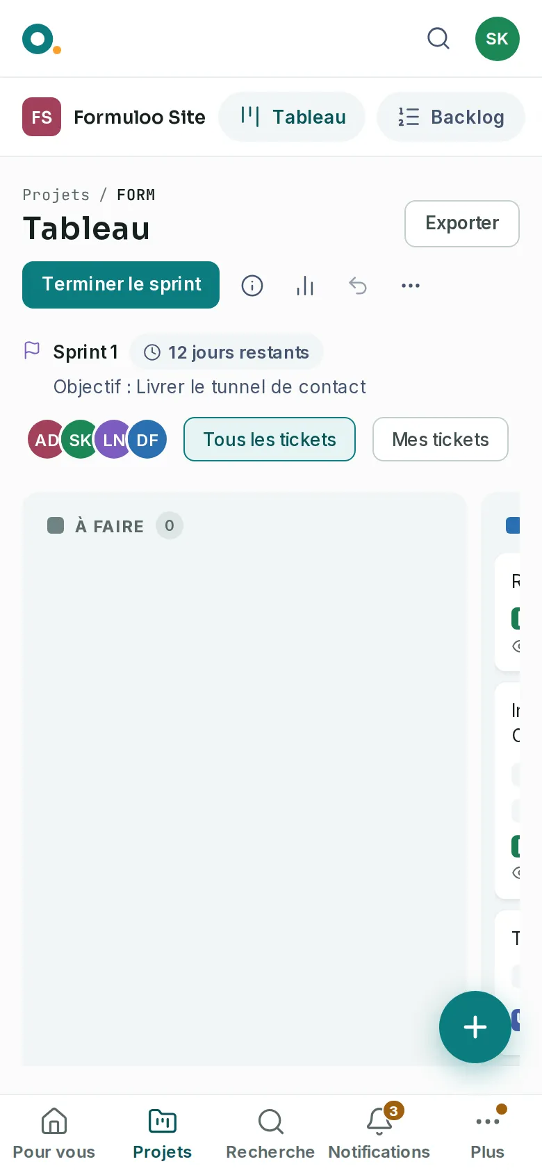Le tableau sur un téléphone, avec le bouton rond + en bas à droite de l’écran.